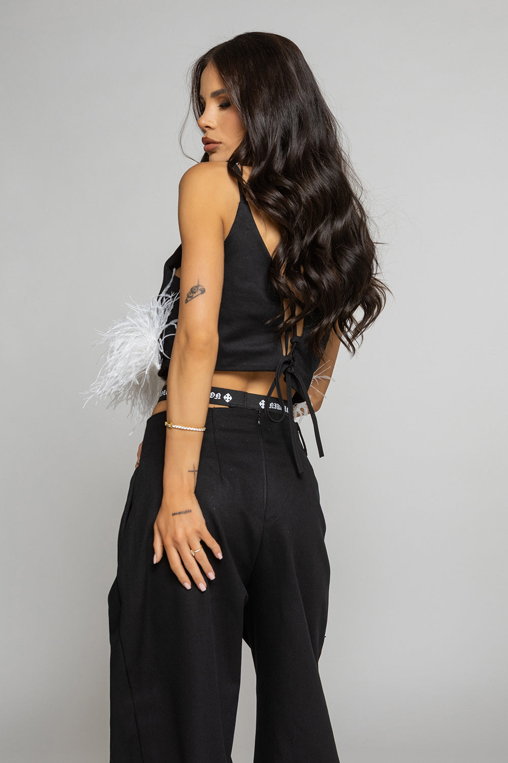 Top Nikole 5981