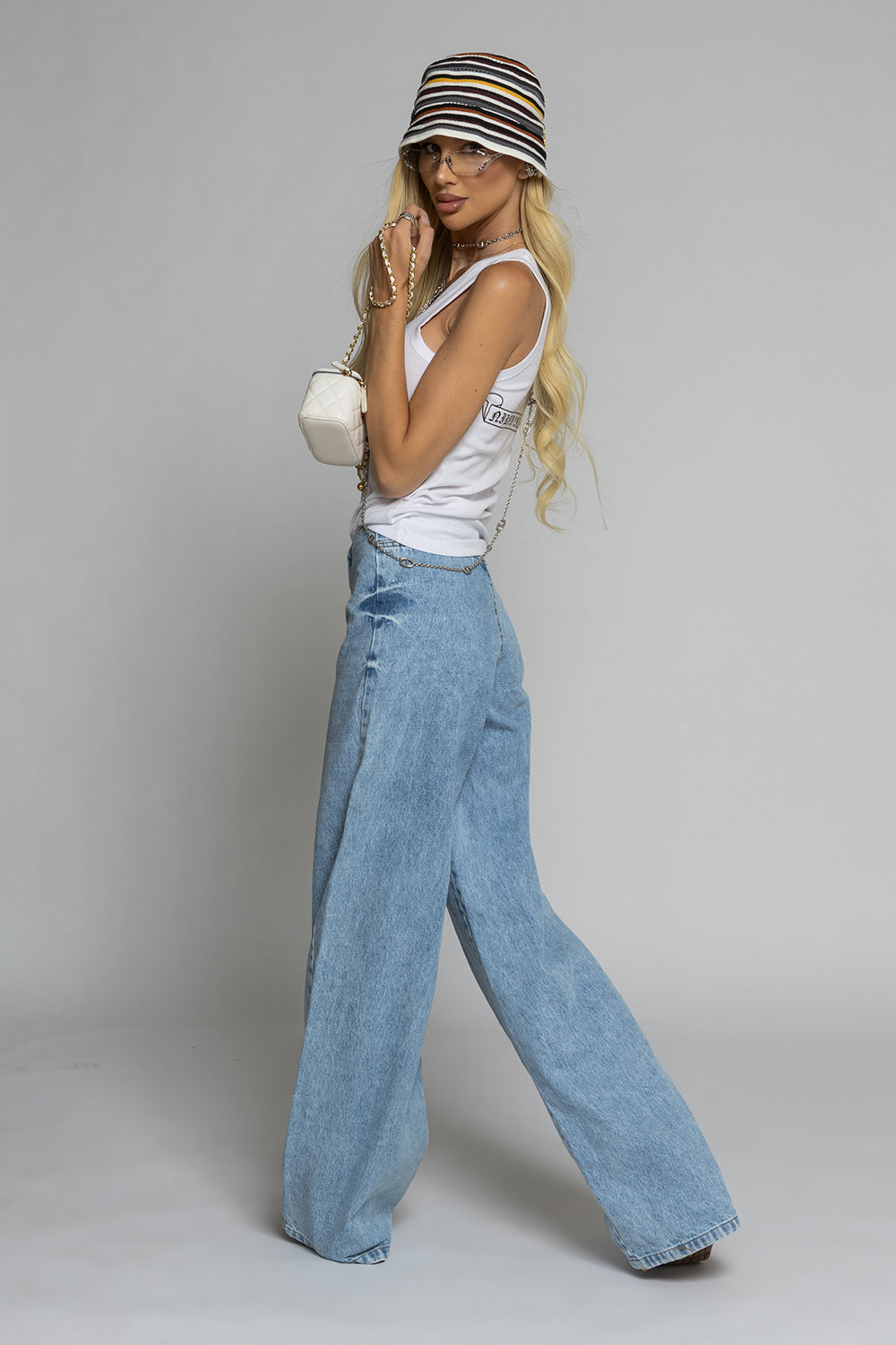 Top Nikole 5983